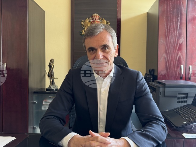 Разделното събиране е ключът към по-ниска такса смет при принципа „замърсителят плаща“, каза председателят на Общински съвет-Казанлък