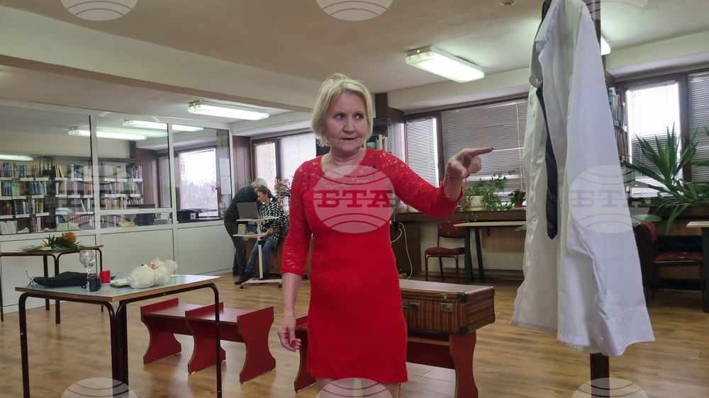 Търговище - моноспектакъл - Геновева Диманова