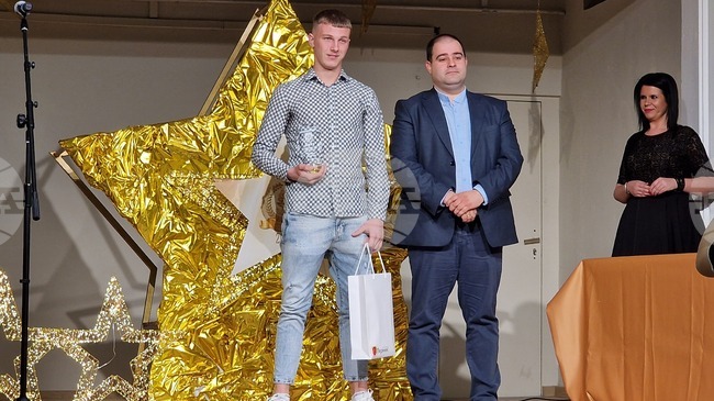 Таекундистът Димитър Величков от клуб Тайгър тийм стана спортист за 2025 година в Перник