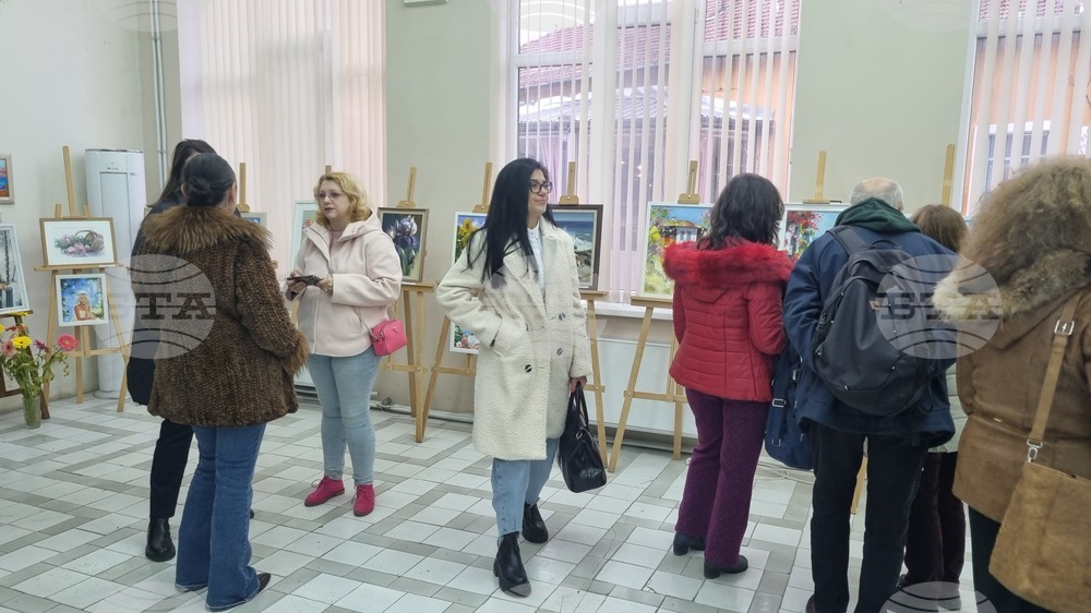 Търговище - изложба - жени-творци