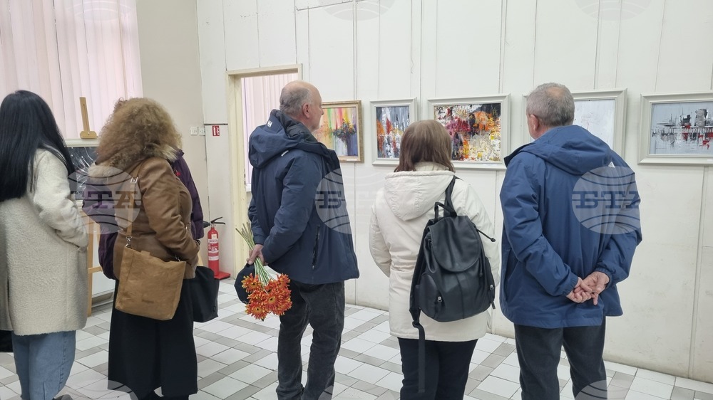 Търговище - изложба - жени-творци