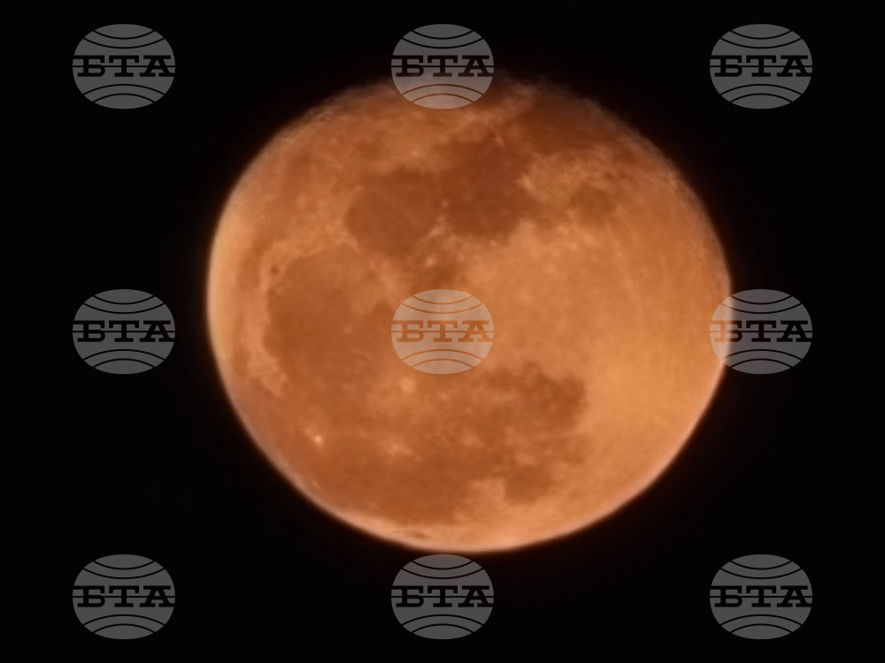 Република Северна Македония - пълнолуние