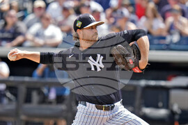 Twins Yankees Baseball