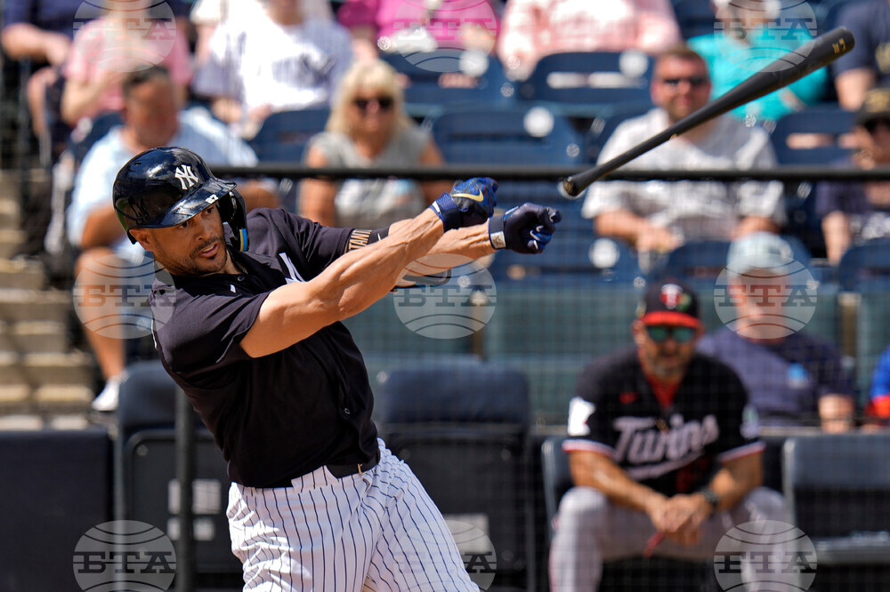Twins Yankees Baseball