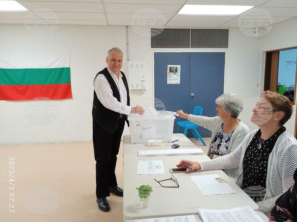 Изборният ден в чужбина започна