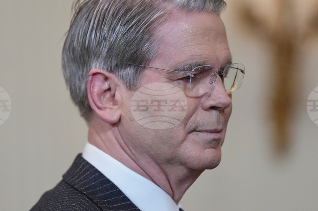 САЩ разрешиха на Индия да купува руски петрол заради войната с Иран