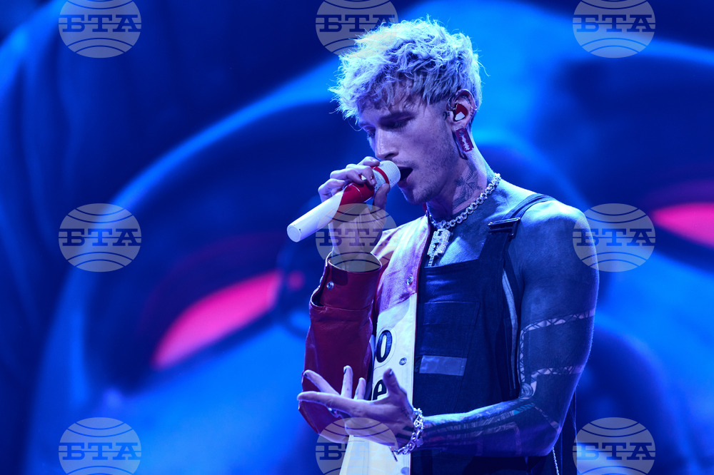 Britain Machine Gun Kelly Concert