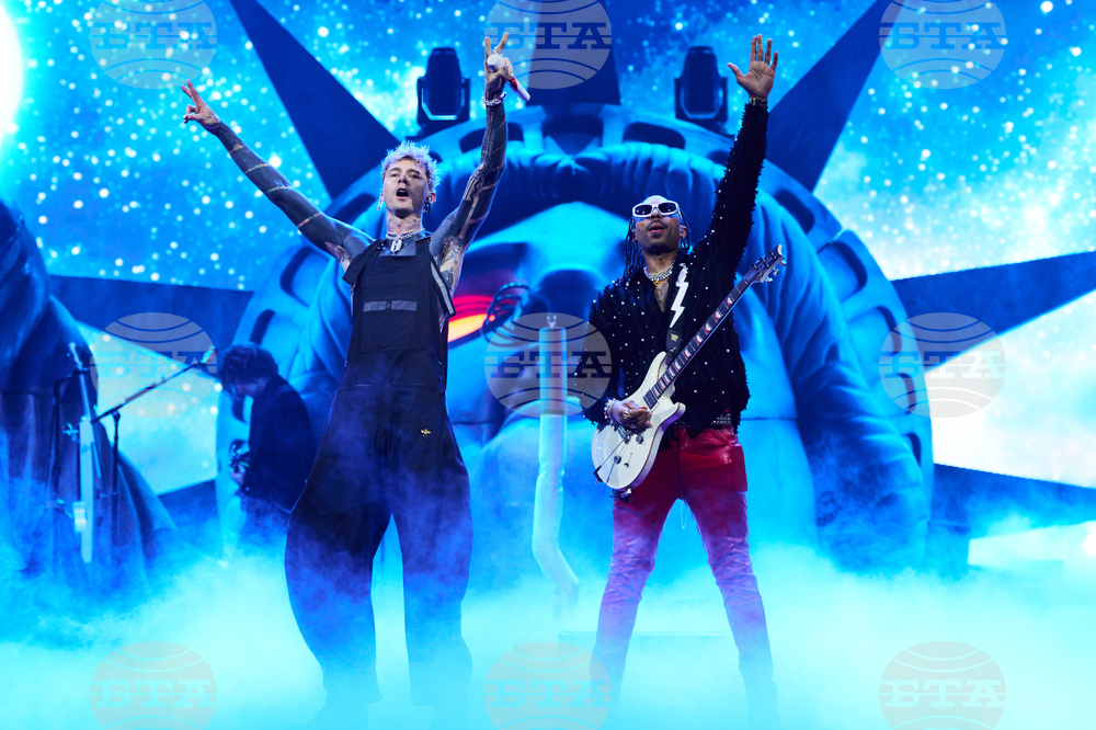 Britain Machine Gun Kelly Concert