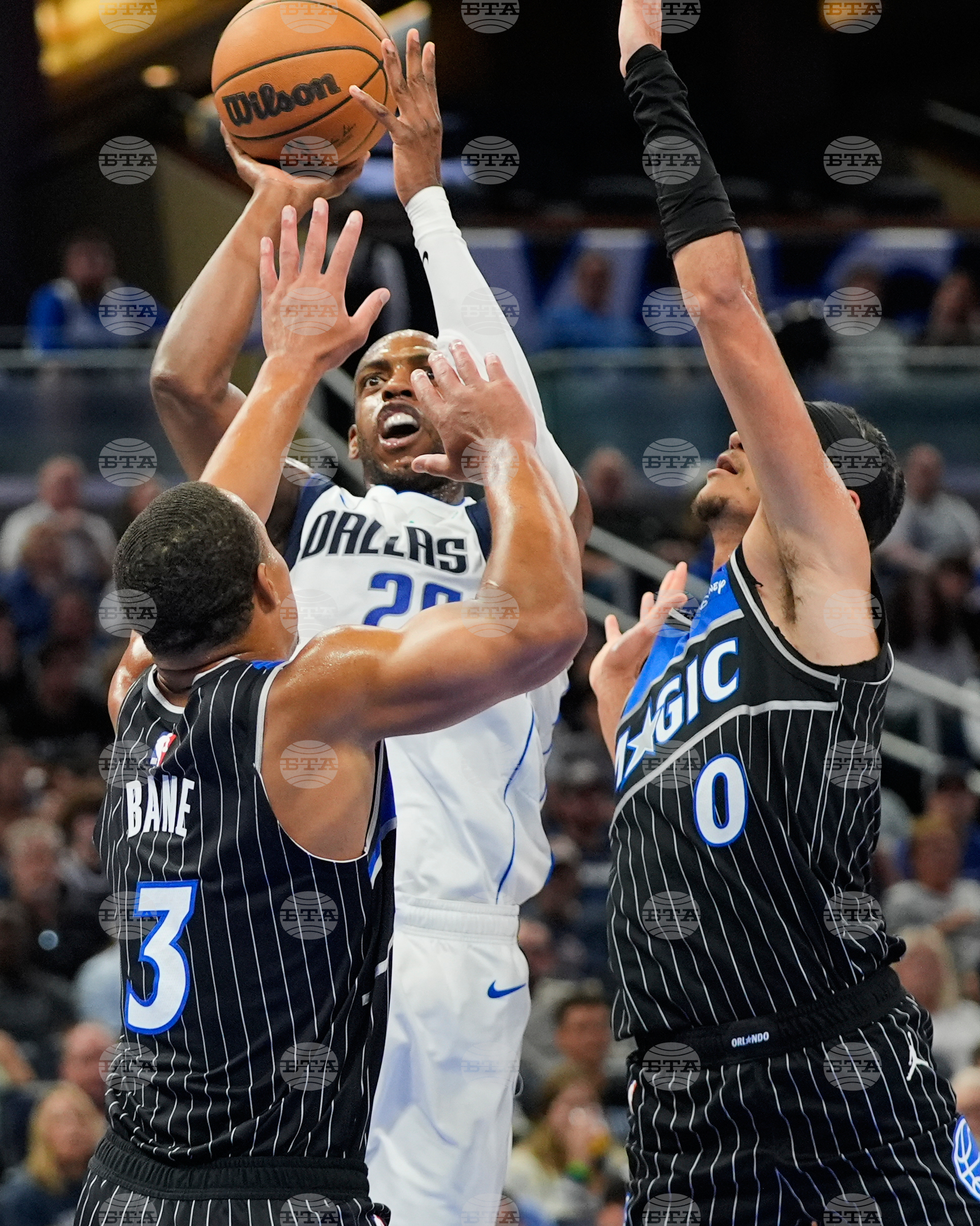 Mavericks Magic Basketball