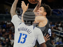Mavericks Magic Basketball