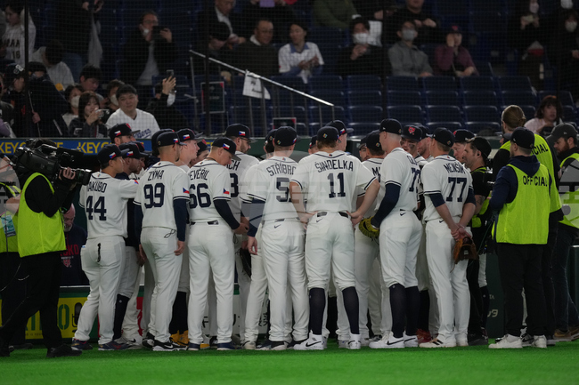 WBC Australia Czech Republic Baseball