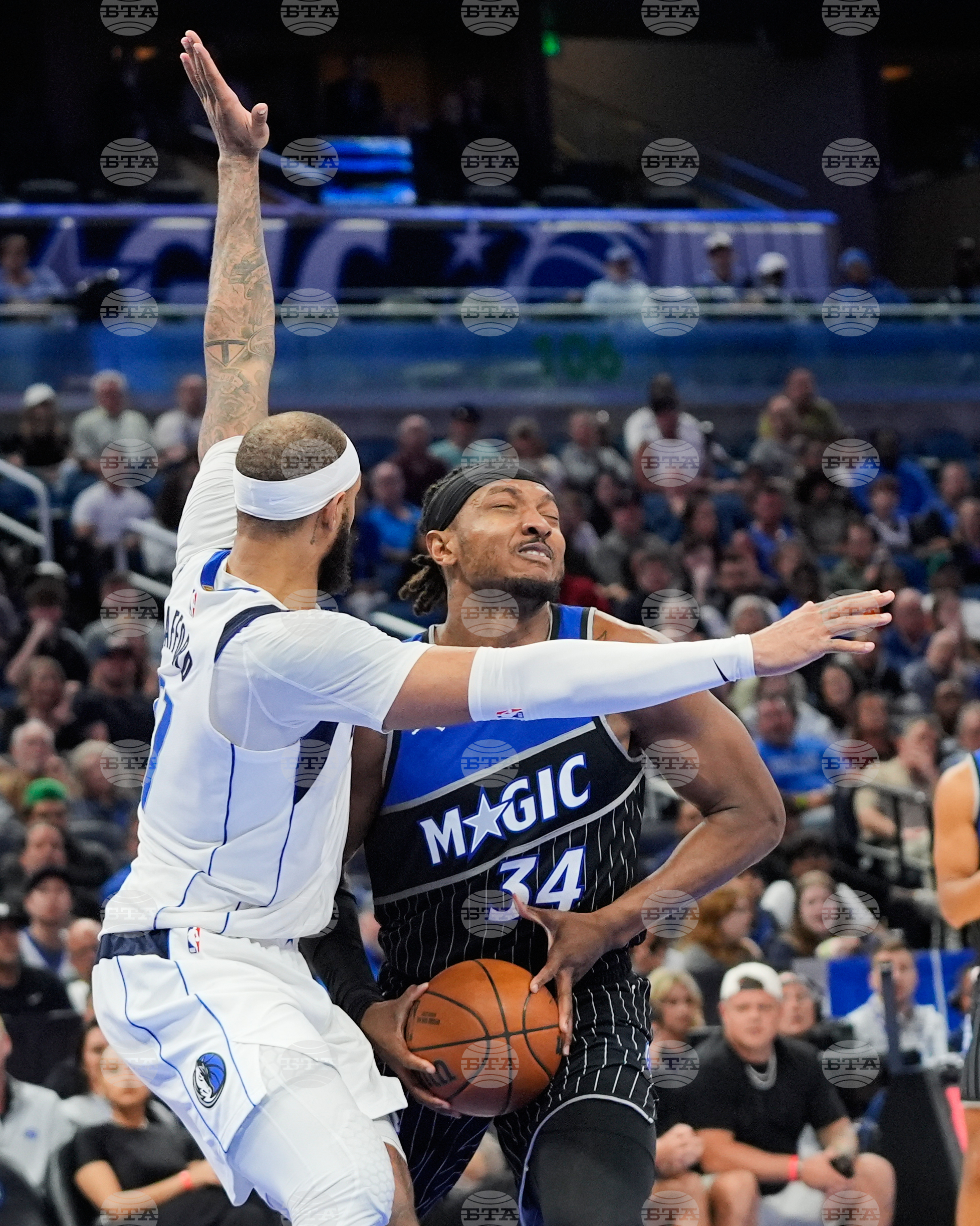 Mavericks Magic Basketball