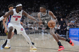 Pistons Spurs Basketball