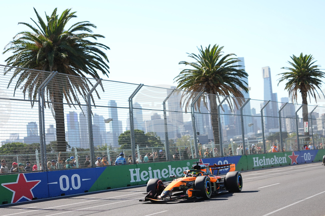 Оскар Пиастри бе най-бърз с Макларън в първия тренировъчен ден на Формула 1 в Австралия