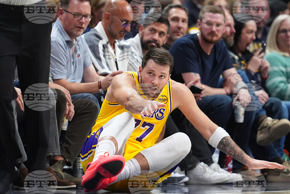 Lakers Nuggets Basketball