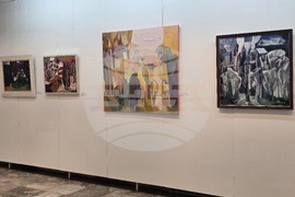 Ловеч - Надя Петрова - изложба