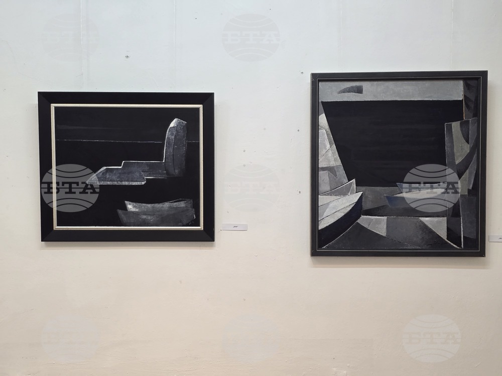 Ловеч - Надя Петрова - изложба