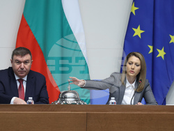 Народно събрание - парламентарен блицконтрол