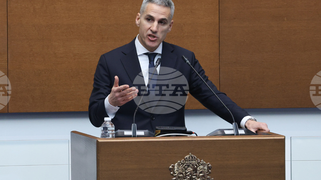 Основният приоритет на правителството е осигуряването на прозрачни избори, заяви служебният премиер Гюров