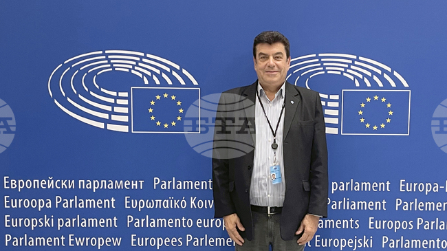 България не е най-бедната държава в ЕС, но остава страната с най-голямо неравенство в доходите, каза синдикалистът Веселин Митов за БТА