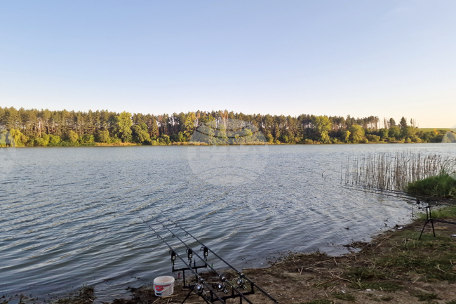 В Попово са задържани двама мъже за незаконен риболов 