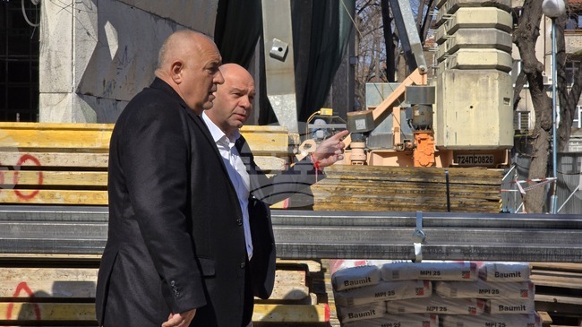 Редно е президентът Илияна Йотова да свика Консултативния съвет за национална сигурност и там да се търси консенсус, каза Бойко Борисов