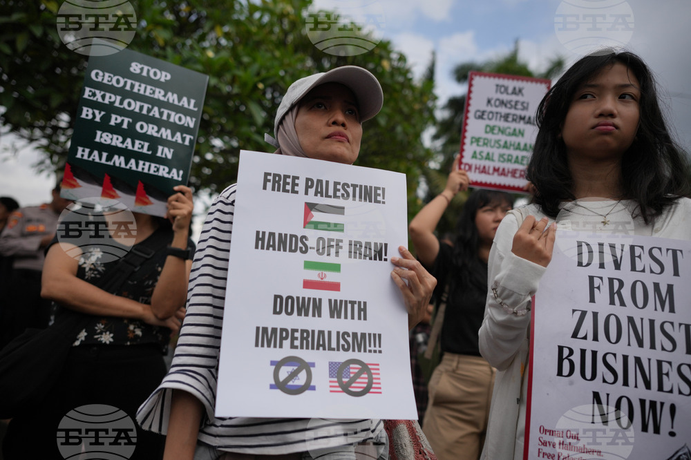 Indonesia Board of Peace Protest