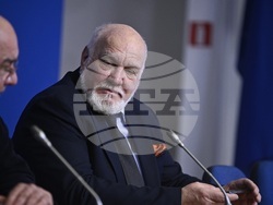 Национален пресклуб на БТА София - развитие и дейност на сектор „Сценични изкуства“ - позиция - представяне