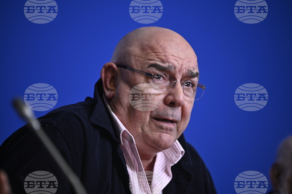 Национален пресклуб на БТА София - развитие и дейност на сектор „Сценични изкуства“ - позиция - представяне