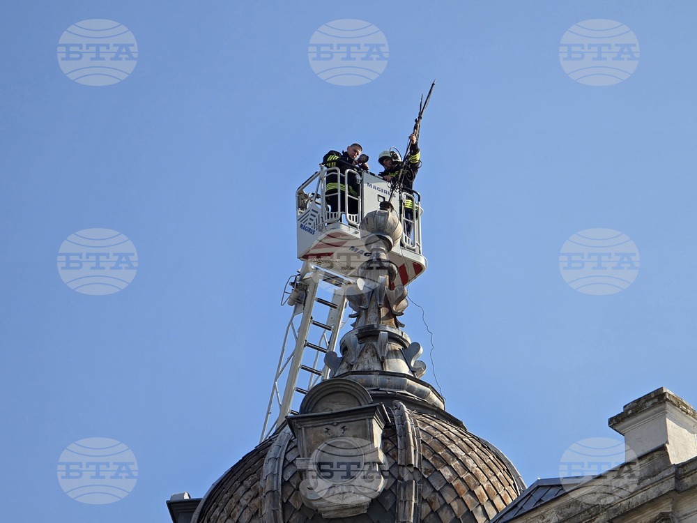 Видин - емблематична сграда - декоративен ветропоказател - демонтиране