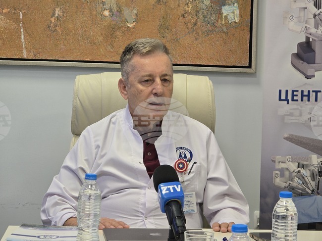 В плевенска болница инвестираха в най-новата роботизирана хирургична система, която е единствена в Източна Европа