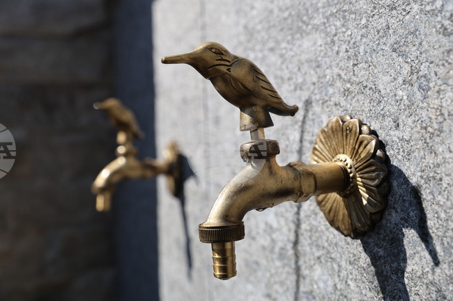 Кметовете на десетте общини от област Смолян настояват за преразглеждане на решението за увеличение на цената на водата