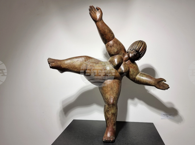 Варна - галерия „33“ - Матео Морнар - скулптурна изложба