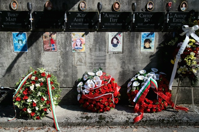 Черна гора - почит към загиналите при трагедията в река Лим