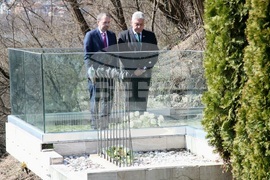 Черна гора - почит към загиналите при трагедията в река Лим