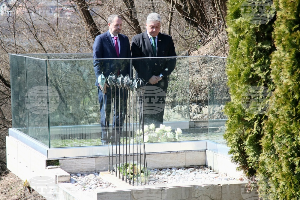 Черна гора - почит към загиналите при трагедията в река Лим