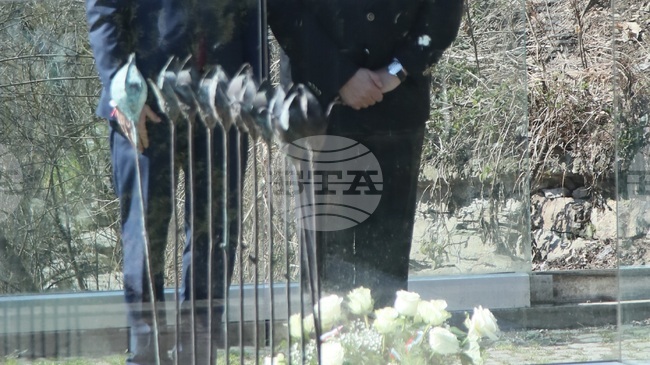 Българските посланици в Белград и Подгорица почетоха паметта на 12-те деца, загинали в р. Лим преди 22 години 