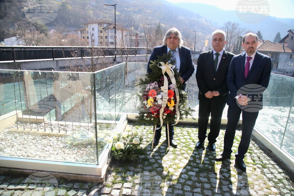 Черна гора - почит към загиналите при трагедията в река Лим