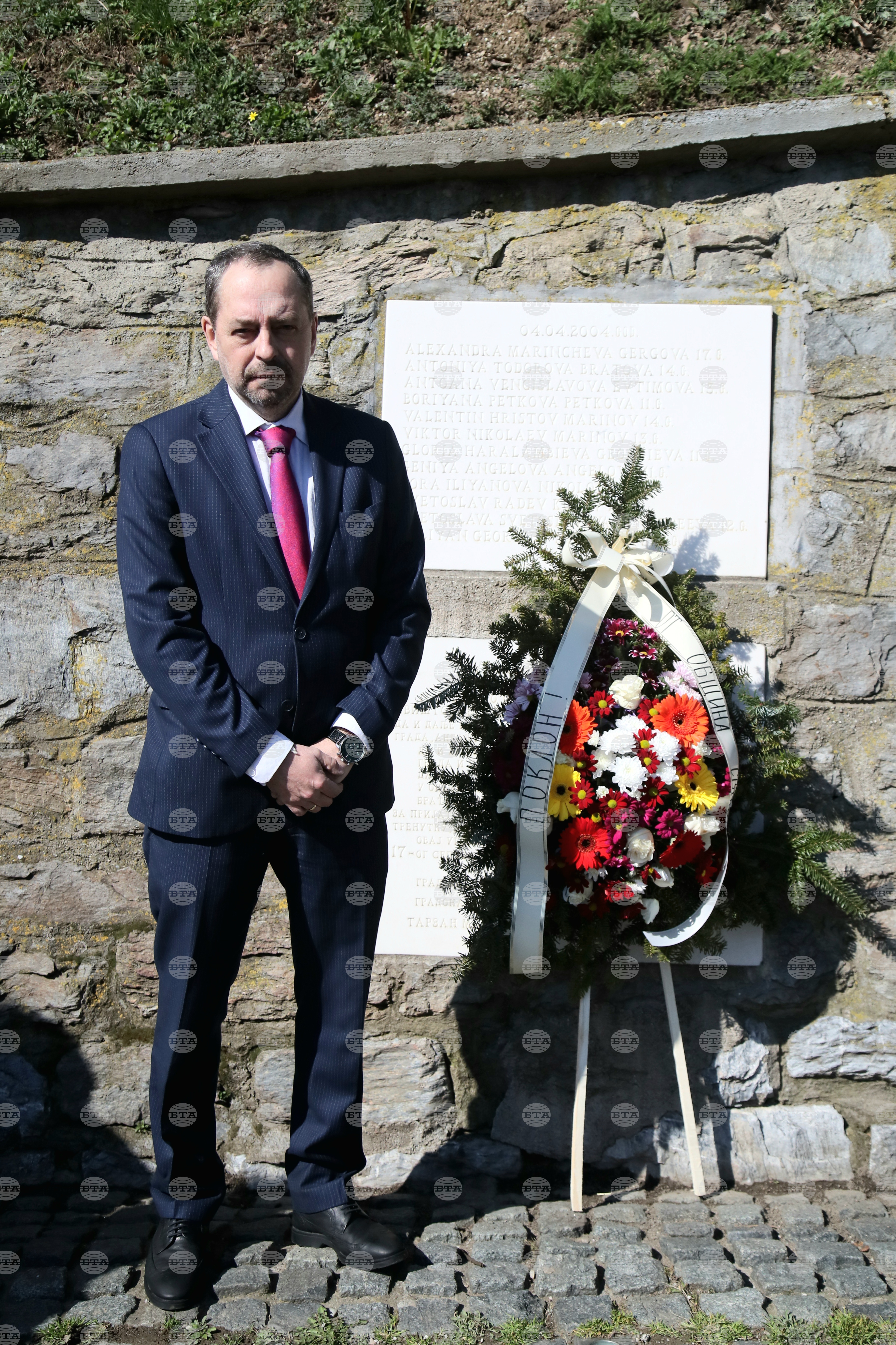 Черна гора - почит към загиналите при трагедията в река Лим