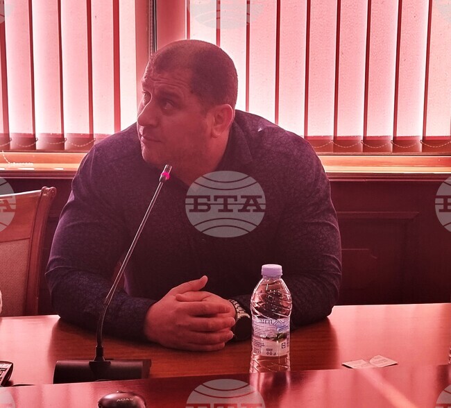 Близо три милиона лева ще бъдат вложени в подмяната на осветлението на жилищен квартал във Варна