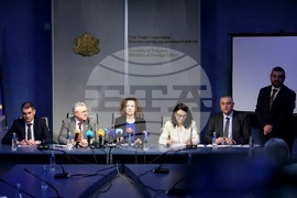 Министерство на външните работи - брифинг на Кризисния щаб