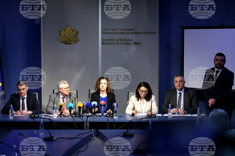 Министерство на външните работи - брифинг на Кризисния щаб