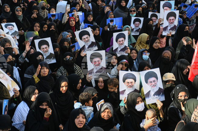 Техеран заплаши да конфискува имуществото на живеещи в чужбина иранци, които подкрепят атаките срещу Иран