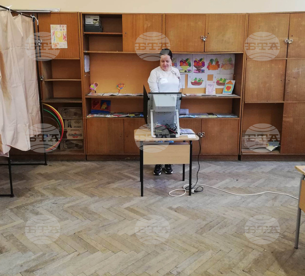 Много членове на СИК не са се явили в изборните секции в област Сливен