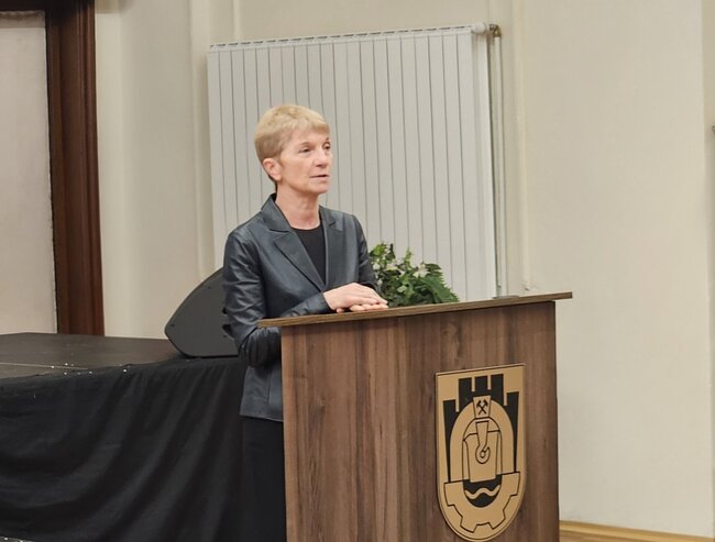 Зам.-министър Даниела Дашева присъства на откриването на Младежкото народно събрание