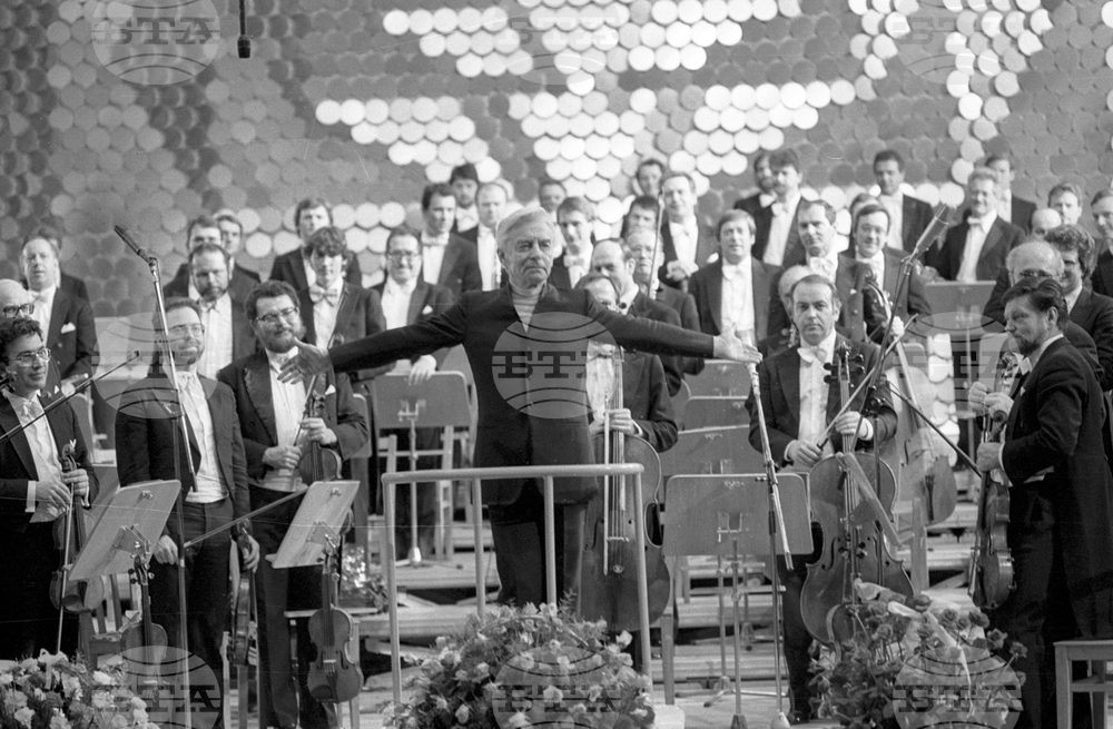 March 8-9, 1983: Herbert von Karajan Conducts Vienna Philharmonic in Sofia