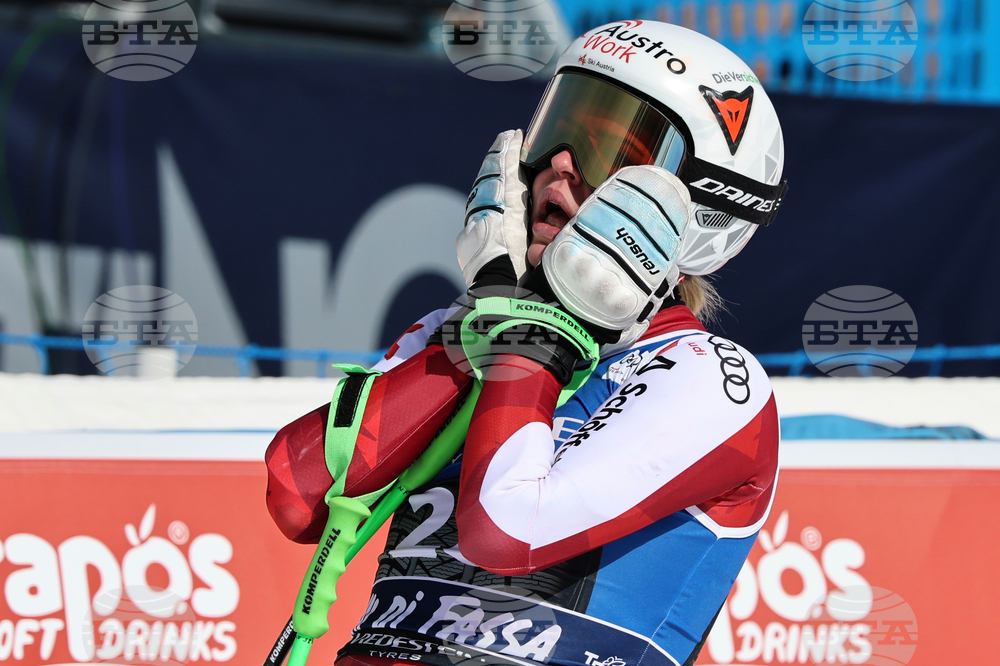 CORRECTION Italy World Cup Alpine Skiing