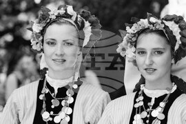 Магията на българките в народни носии