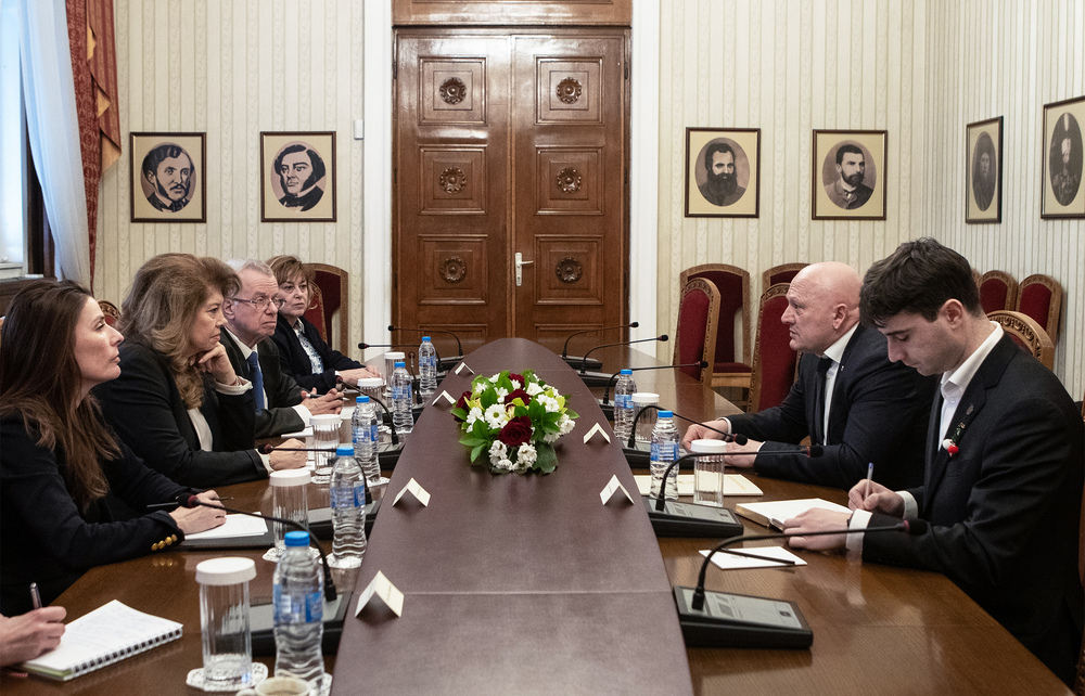 President Iotova Discusses Development of Ruse University Branch in Taraclia with Bulgarian Community Leaders in Moldova