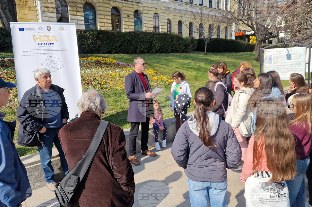 Велико Търново - „Приятели на словото“ - изложба - откриване